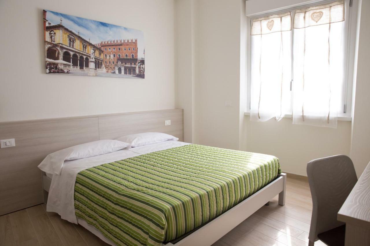 Family Apartment London Verona Kültér fotó